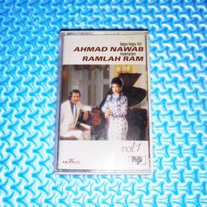 Ahmad Nawab & Ramlah Ram - Lagu Hits Ahmad Nawab