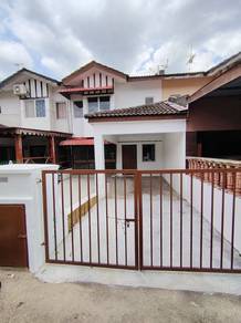 Double Storey Terrace, Taman Pinggiran Senawang, Seremban
