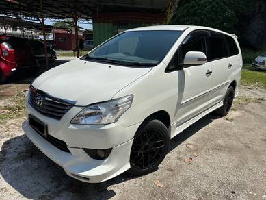 Toyota INNOVA 2.0 G (A)