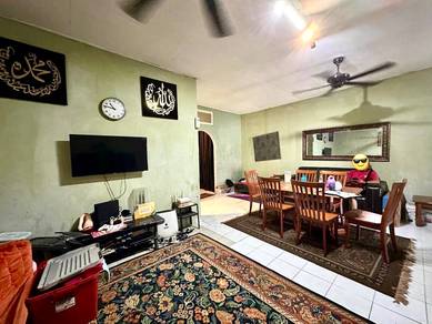 [Renovated & Extended] 1.5 Storey Jalan KAP Seksyen 17, Shah Alam