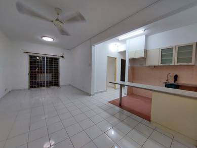 Pangsapuri Seri Permai near Wira Waja Jalan Tun Perak