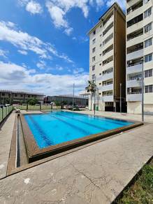 Golden Height, Puchong Walking distance to amenities