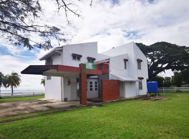 D/S Bangalow House, Taman Yacht Club, Jalan Tanjung Batu, Tawau