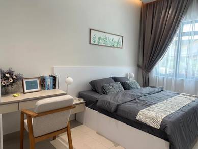 Verte Medini Condominium-1