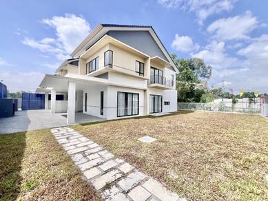 [Corner Lot Huge land Near Seksyen 7] 2 Storey Superlink Shah Alam