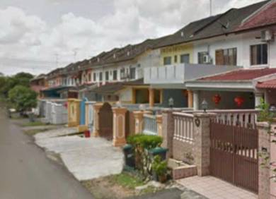 Ulu Tiram Taman Puteri Wangsa Jalan Keris Double Storey Terrace House