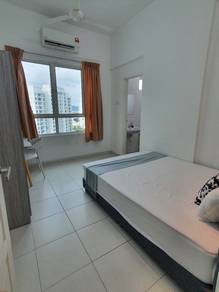 Junior Master Room for Rent @ Bayan Lepas. Private Bathroom.