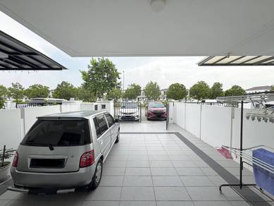 FACiNG OPEN 2 Storey ECO Grandeur Graham Garden Puncak Alam