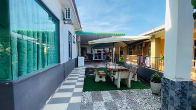 Hot Area! Open Facing Kulim Square Lunas Kedah. Fully Renovated!
