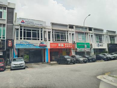 Nice Double Sty Bukit Rimau Shoplot (next to Kota Kemuning) for Sales