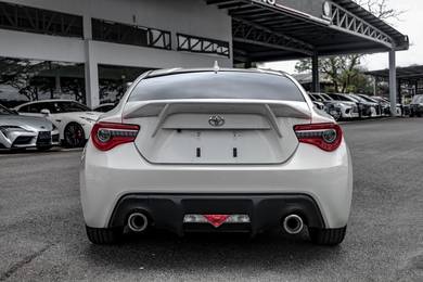Toyota 86 AUTOMATIC2.0L*warranty *low mileage