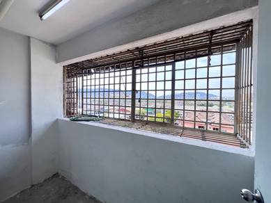 Pandan Ria Apartment (Block D)