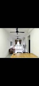 MURAH + 2 CAR PARK Service Residence KITA Ria Cybersouth FOR SALE