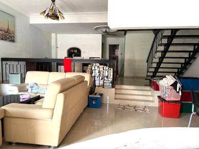 3.5 Storey House Taman Kesuma Ampang Jaya HOT SALES RENOVATED