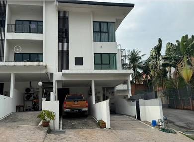 1st Floor Corner Townhouse 1776sf Wira Heights Bandar Sungai Long