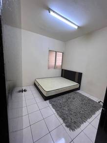 BOOKING FLEXIBLE! Apartment Desaminium Flora Cempaka, Seri Kembangan