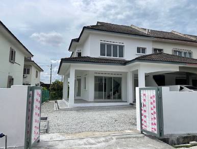 Luas ! End lot @ Double Storey Terrace Bandar Seri Ehsan, Banting