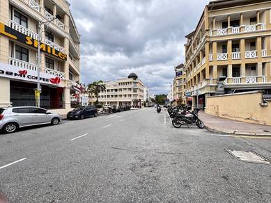 STRATEGIC LOCATION 3 Storey Shoplot Diplomatik Presint 15, Putrajaya