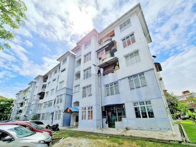 Kiambang Apartment-2