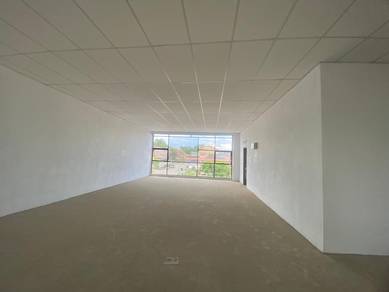 FOR RENT! Shoplot @ 2nd Floor