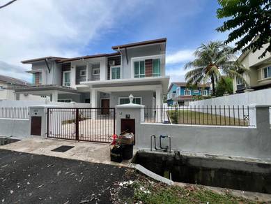 2 Storey Semi-d Facing Open & Big Land Bandar Tasik Kesuma For Sale