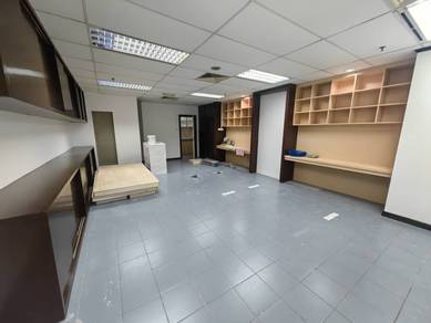 SALE KK Centre Point Office Lot Ph1 Level 5 (PF) Corner Lot 850 sq ft