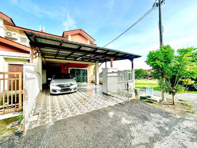 Rumah Teres 2 Tkt End Lot, Bdr Tasik Kesuma [Renovated Extended]