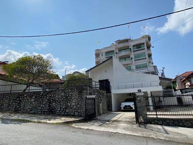 7750 sq.ft. Single storey BUNGALOW Bukit Kaya Seremban