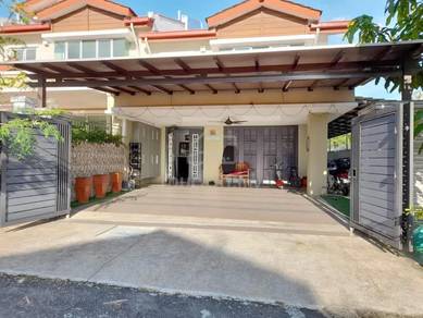 FOR SALE 2.5 Terraced House End Lot with Land