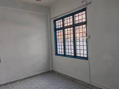 2-storey-Terraced-House-for-rent-Nilai-Negeri-Sembilan-2