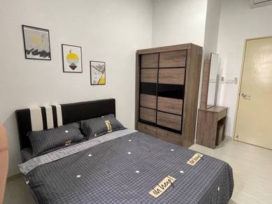 Medium Room @ The Hamilton Wangsa Maju 5min Walk To LRT Sri Rampai