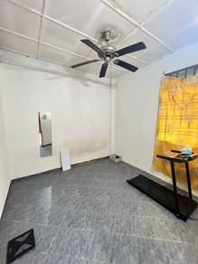 FULL LOAN  Kulai Taman Putri Single Storey Terrace