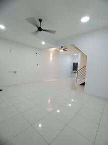Gated & Guarded 2 Storey @ Hijauan Hills Meru , Simpang Ampat For RENT