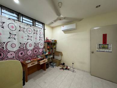 Desa Skudai Apartment-3
