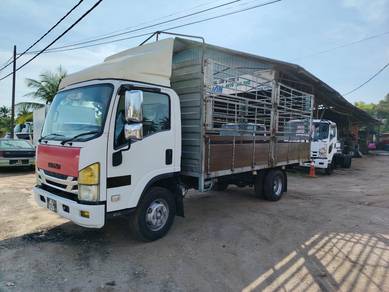 Isuzu NPR75UKH Kargo Am 5.2cc Enjin Hijau