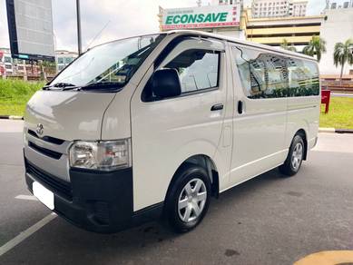 Toyota HIACE 2.5 (M) 14Seat Window Van