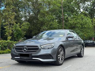 Mercedes Benz E200 SPORTSTYLE NEW FACELIFT