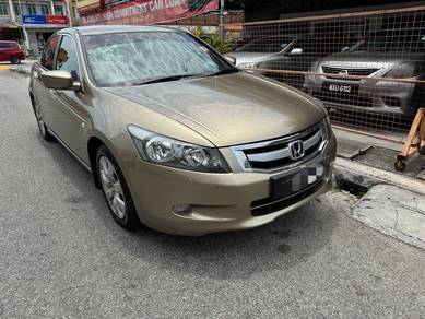 Honda ACCORD 2.0 I-VTEC Loan Kedai DISEDIAKAN