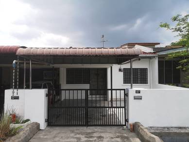 Single storey Intermediate house for sale at Ipoh Garden, Ipoh.