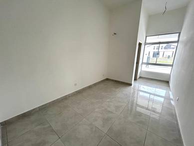CORNER LOT single storey @ Banting! 45x65 tanah besar, harga murah!