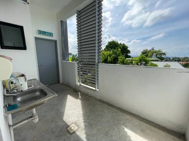 Wisma Langat Shoplot / With Lift & Balcony / Towering / Penampang / KK