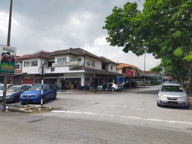 SS19 Single Storey Terraced 2R1B for Rent!!