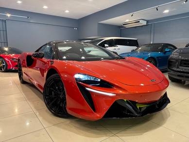 Mclaren ARTURA 3.0 V6 New car 35 miles