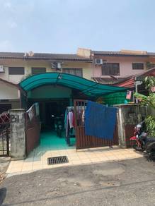 House Taman Bukit Serdang Seri Kembangan Selangor FREEHOLD