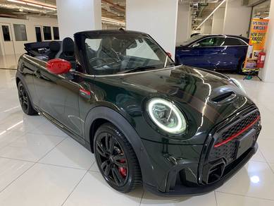 Mini JOHN COOPER WORKS 2.0 CONVERTIBLE NFL