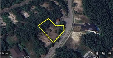 Shah Alam ,corner lot bungalow land 20k sqf ,near DASH highway!