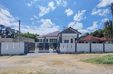 BANGLO 1 TINGKAT SIAP DIDUDUKI  LORONG MASJID CHIiCHA, KUBANG KERIAN