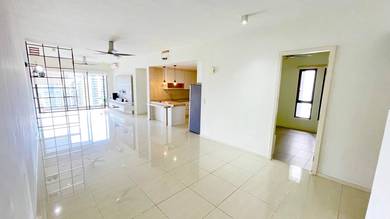 PARTLY FURNISHED  WELL MAINTAIN UNIT  Seri Riana Wangsa Maju KL