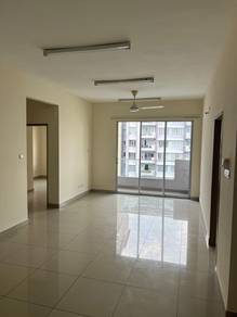 Pv 21 condo , 1040sf , 3r2b , basic , below market  , setapak
