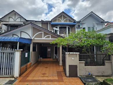 Renovated Double Storey Teres House At Klang Nearby Aeon Bukit Tinggi